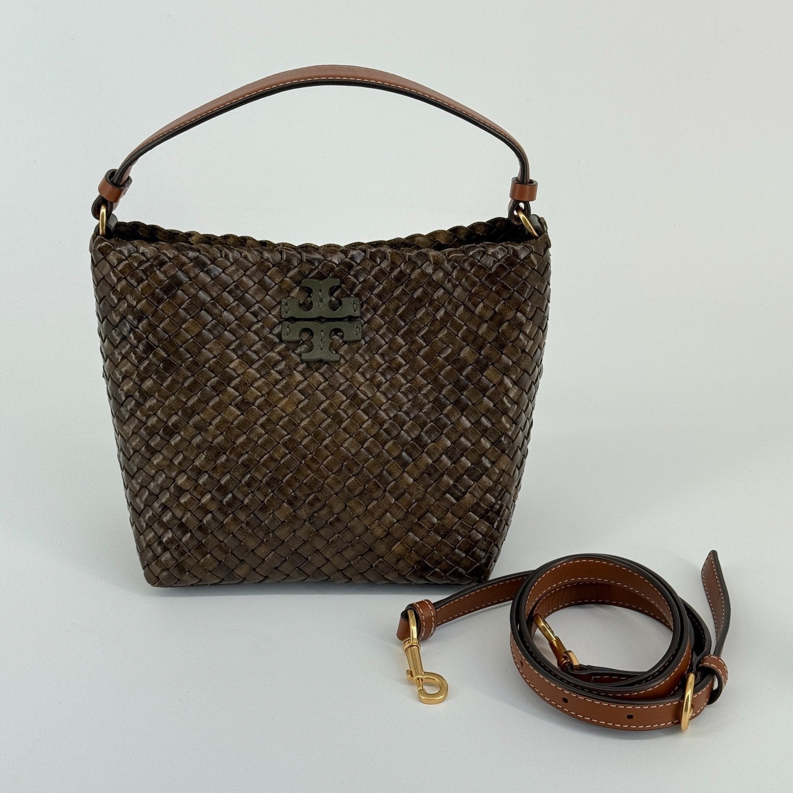 Tory Burch McGraw Bucket Bag Woven Leather Crossbody Logo Shoulder Vacation