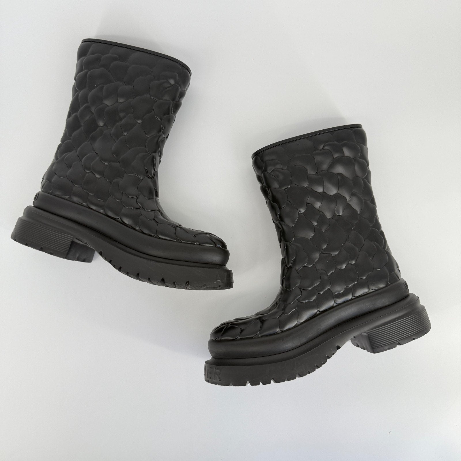 Valentino Garavani Rain Boots Floral Flower Platform Italy Chunky EU 39 US 8.5