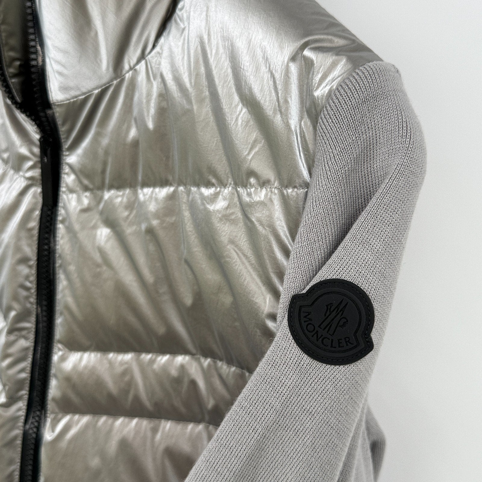 Moncler Tricot Goose Down Puffer Jacket Sweater Minimalist Luxury Ski Zip Size L