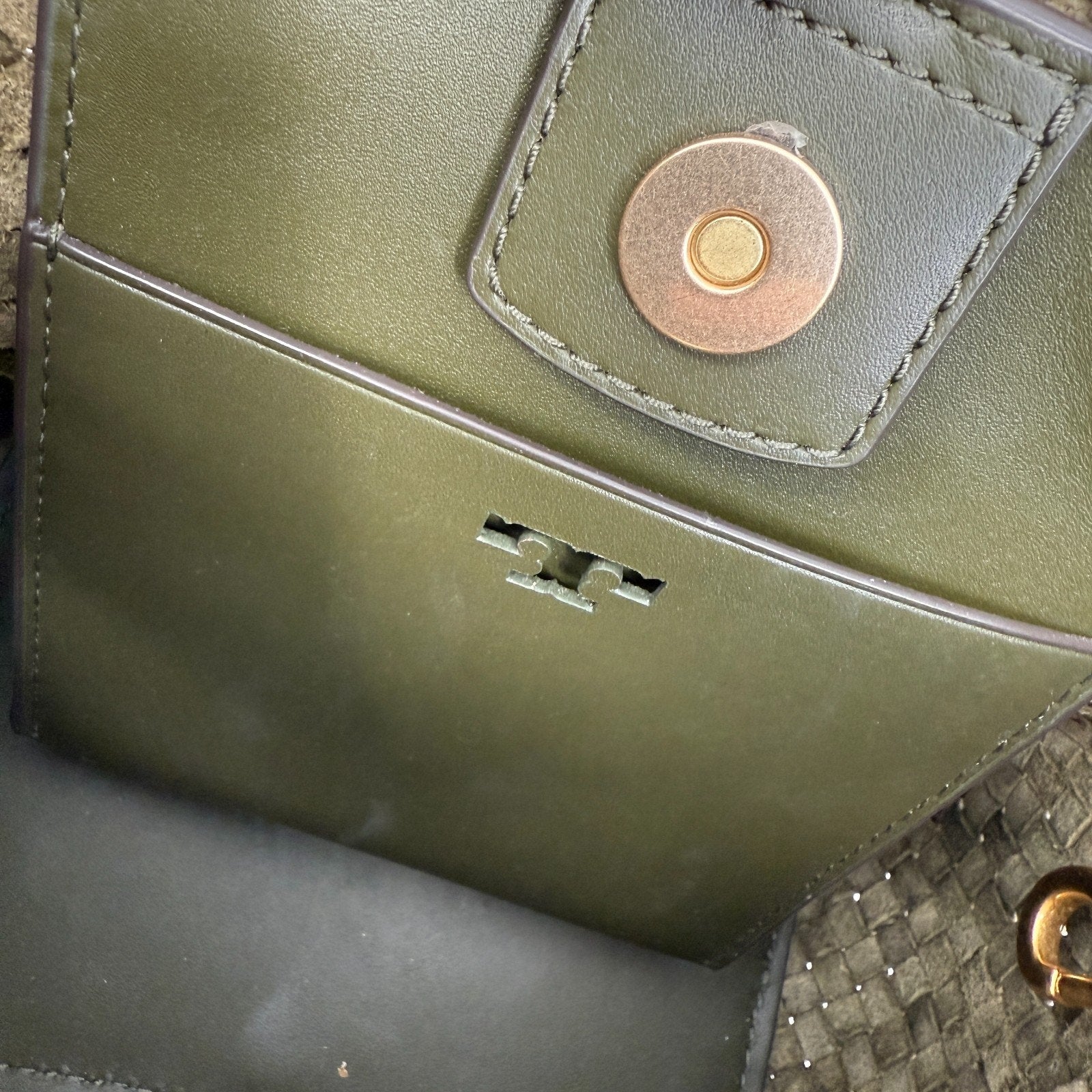 Tory Burch McGraw Bucket Bag Woven Leather Crossbody Logo Shoulder Vacation