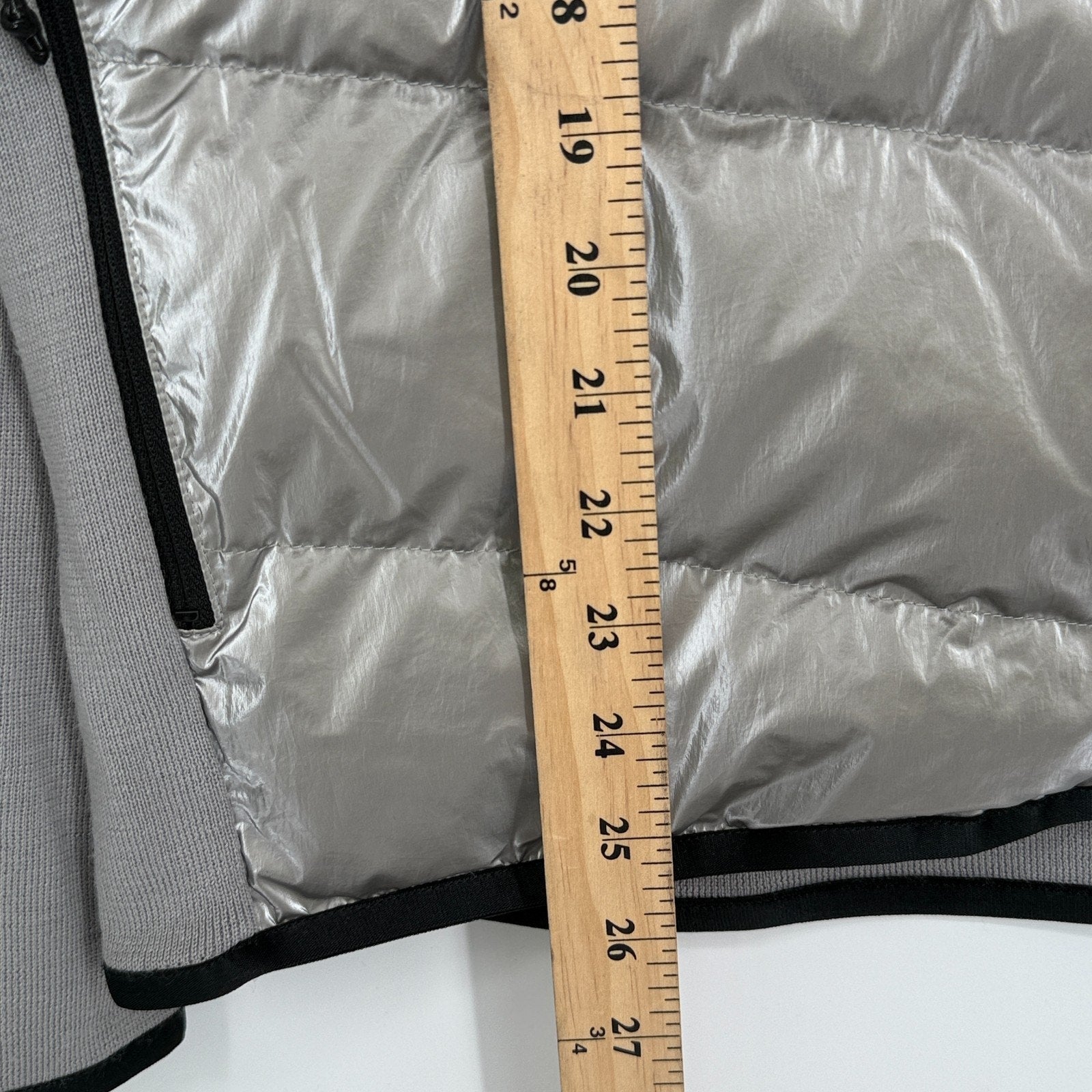 Moncler Tricot Goose Down Puffer Jacket Sweater Minimalist Luxury Ski Zip Size L