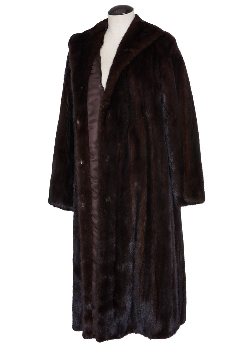 Blackglama Ranch Mink - XL - Parallel Luxury