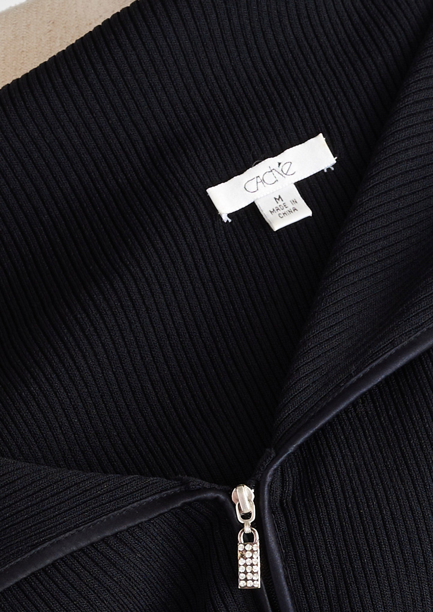 Caché Top - M - Parallel Luxury