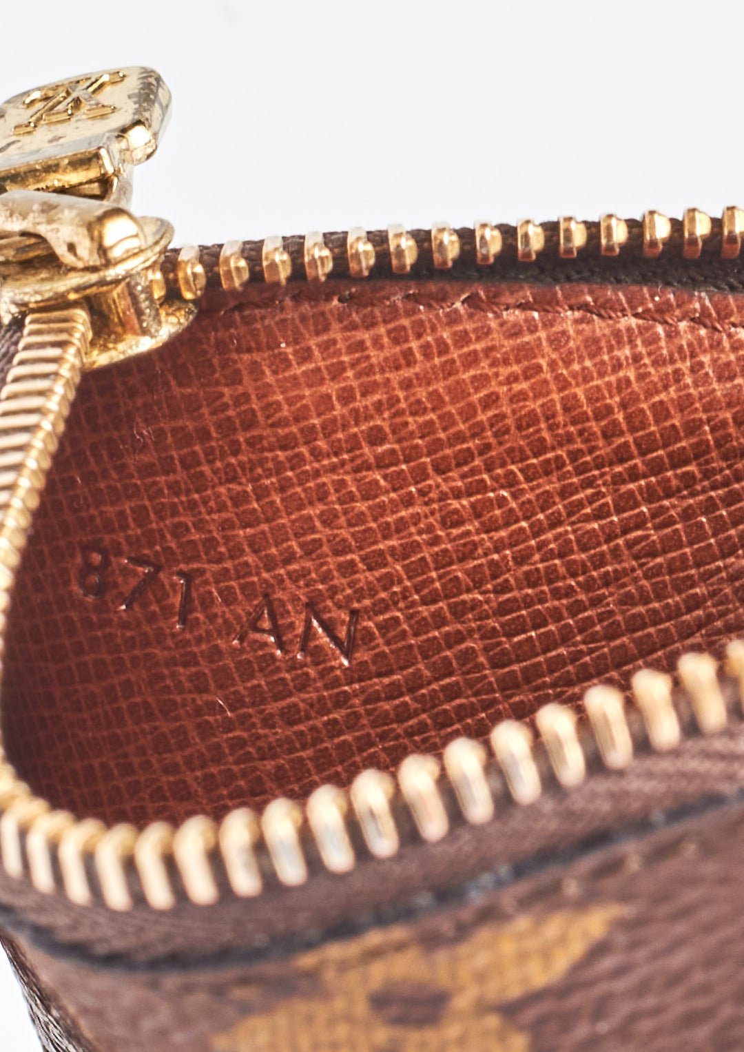 LOUIS VUITTON DATE CODES: WHAT THEY TELL YOU (AND WHAT THEY DON'T)