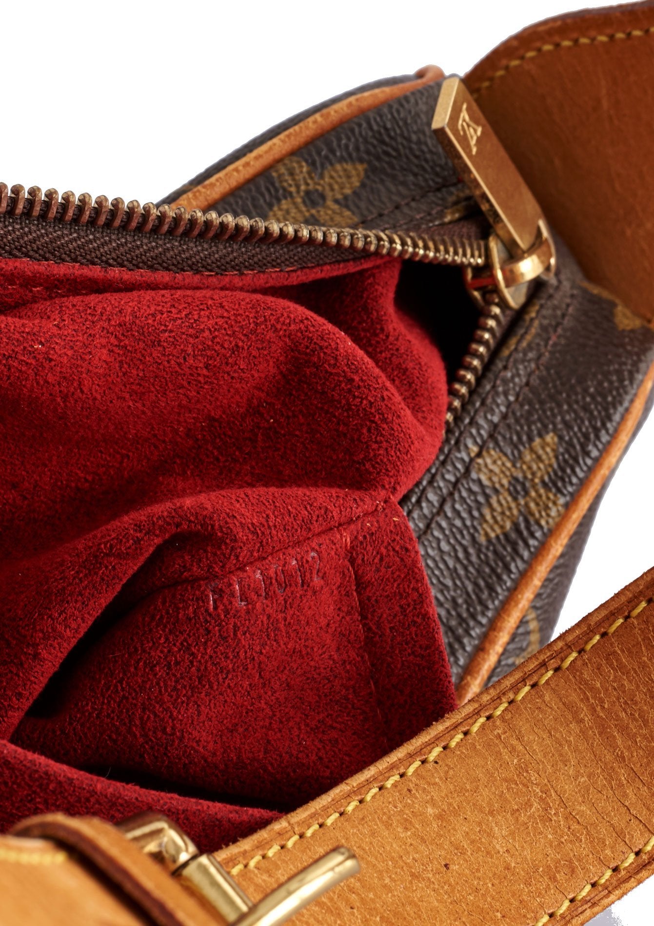 Louis Vuitton Croissant MM Handbag - Parallel Luxury